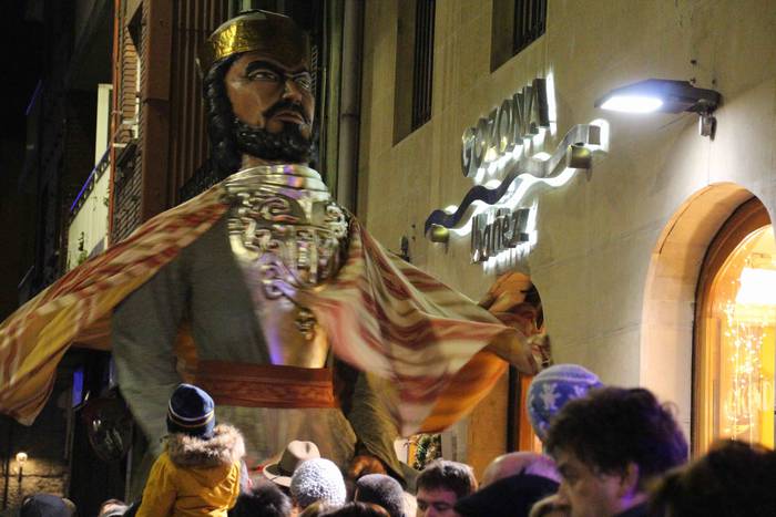 Errege magoen desfilea tolos 59 1546717654105