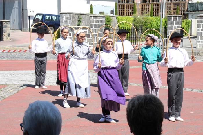 Bidania-Goiatz dantzariak er 3 1528102533739