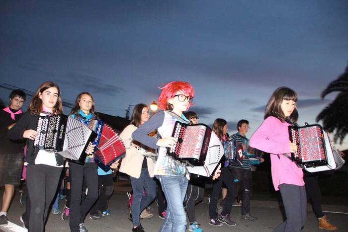 Xexili Eguna Altzon eta Alegian 2015 10 1448046383182