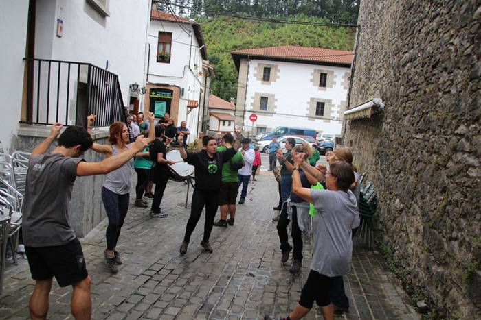 Azken Muga Zaratetik, Betelura 16 1471706453439