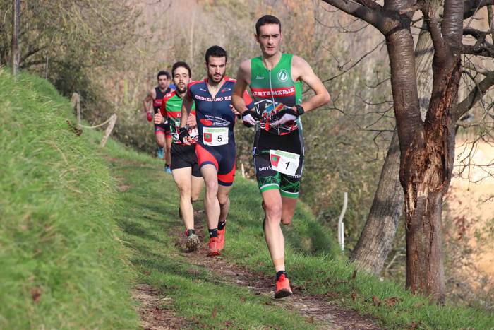 Alexander Ordeñana eta Zuriñ 1 1543079259161