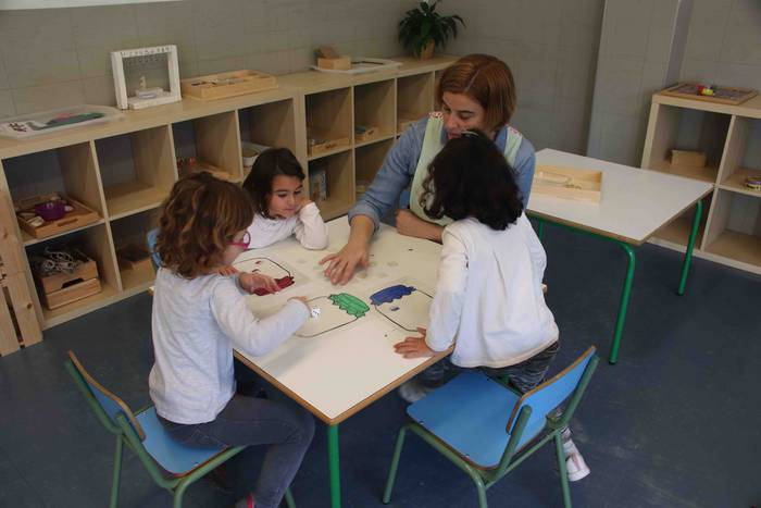 Fleming Herri Eskola, eskola 24 1547057991971