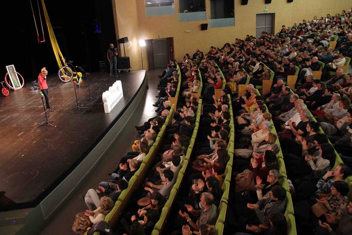 [ARGAZKI GALERIA] ATARIAren  24 1579378114635