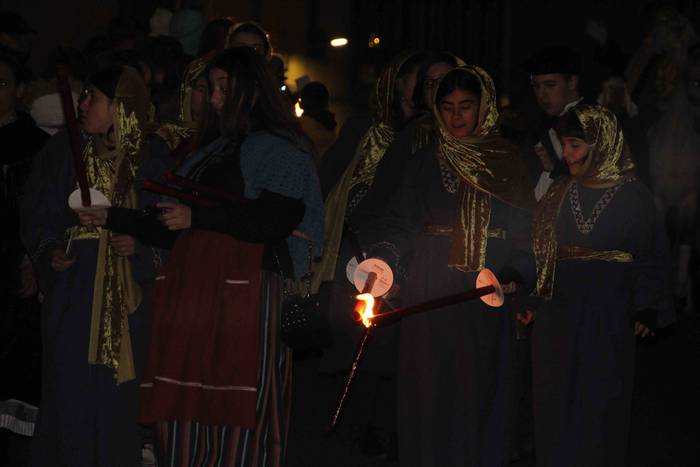 Errege magoen desfilea tolos 16 1546717634058