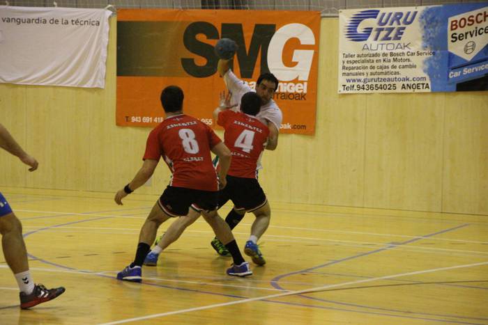 tolosa eskubaloi vs askartza 2015 11 1447676382172