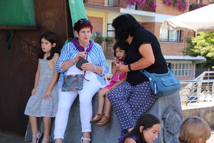 Bertsoak eta koktelak uztart 5 1661603477872