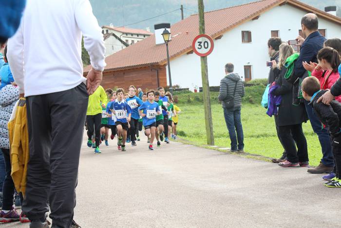 Estutu txikia arnasari  18 1478951437955