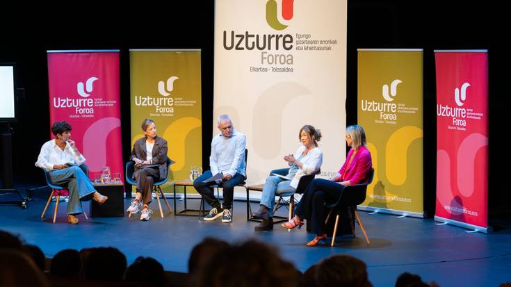 EAJko bost emakume kargudunek «norabideari eustera» deitu dute, «krisian den mundu batean»