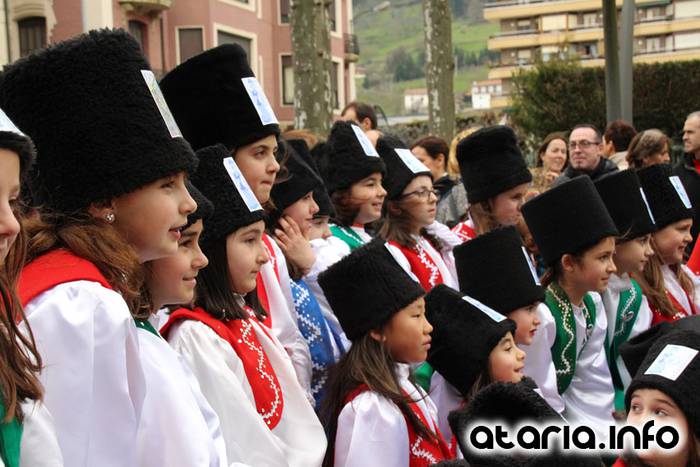 Zaldunita bezperako haur danborrada 18 1454785336761