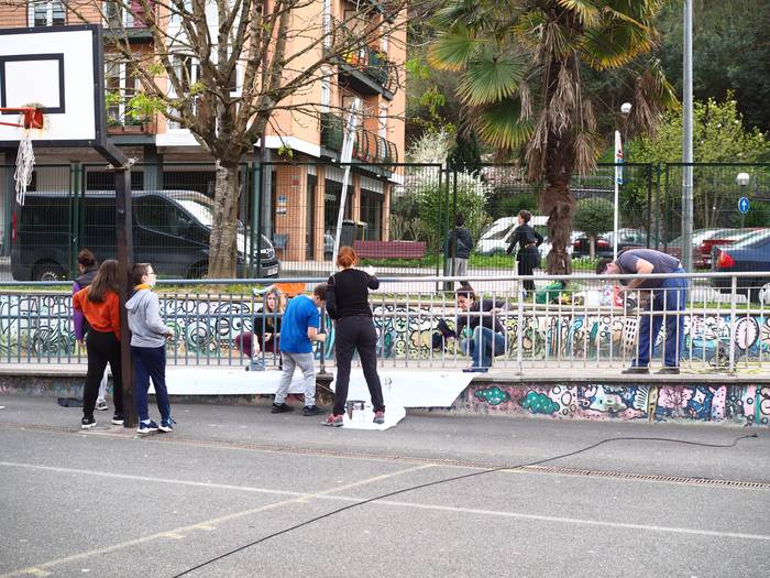 Alegiako eskolako patioa, er 10 1648455360911