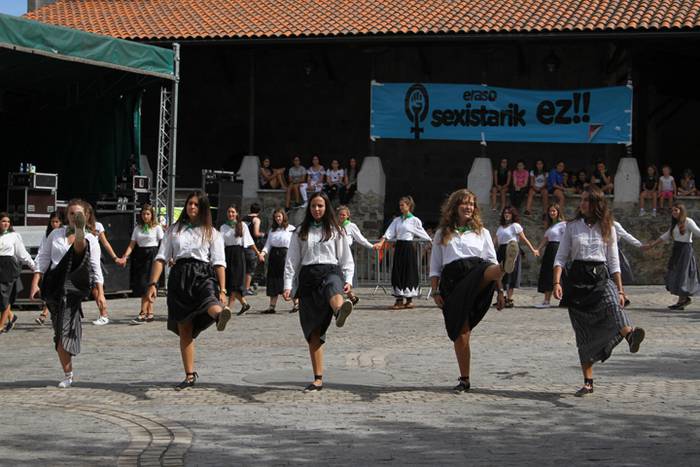 Gaztetxo, gazte eta bikoteen eguna 41 1474724219556