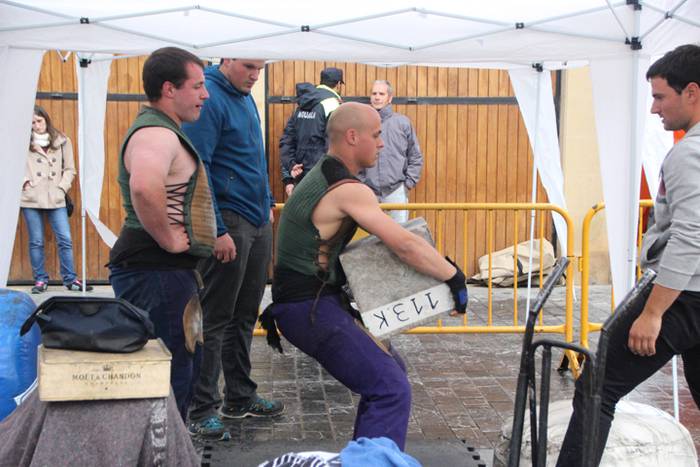 Herri kirolak Santa Krutzeta 12 1493577310081