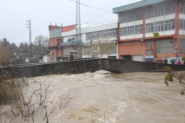 Astelehena, gainezka 12 1484560820286