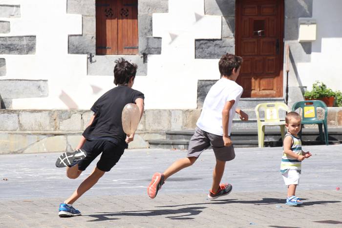 ADUNAKO JAIAK 2017. TXUPINAZ 28 1502544735663