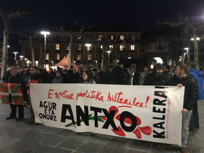 Xabier Rey 'Antxo'ren heriot 1 1520449063811