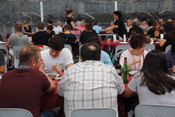 Frontoia bete da txekorra ja 14 1565532407875