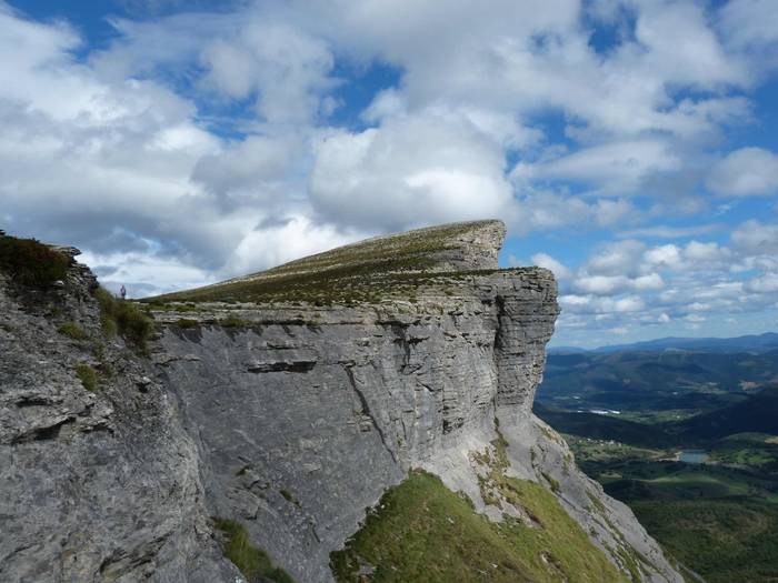 Aizkardi Mendizale Elkartearekin, Garobel mendilerrora