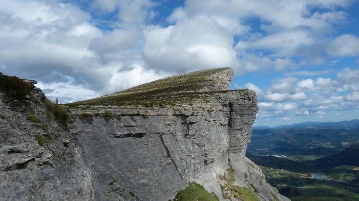 Aizkardi Mendizale Elkartearekin, Garobel mendilerrora