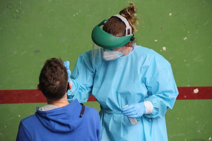 1.100 proba inguru egitea au 9 1605351403221