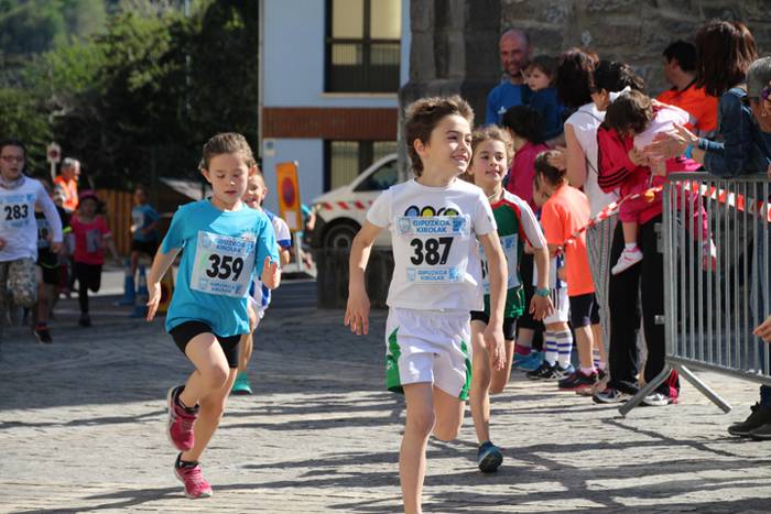 Haur, gazte eta heldu krosea 41 1491742036729