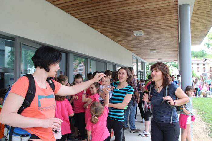 Ikaztegietako Eskola Txikiak Festa 34 1465744469153