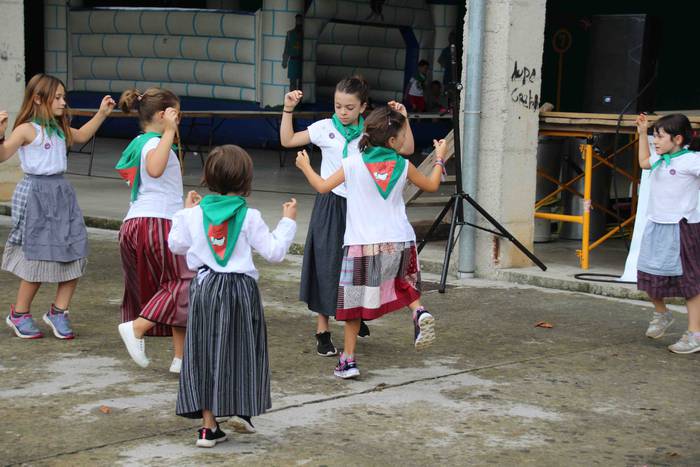 Gazteluko Jaiak 2018 txupina 21 1534247836448