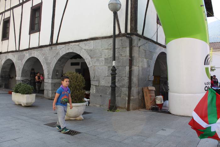 III. Mendiz Mendi Etxera 145 1506347559020