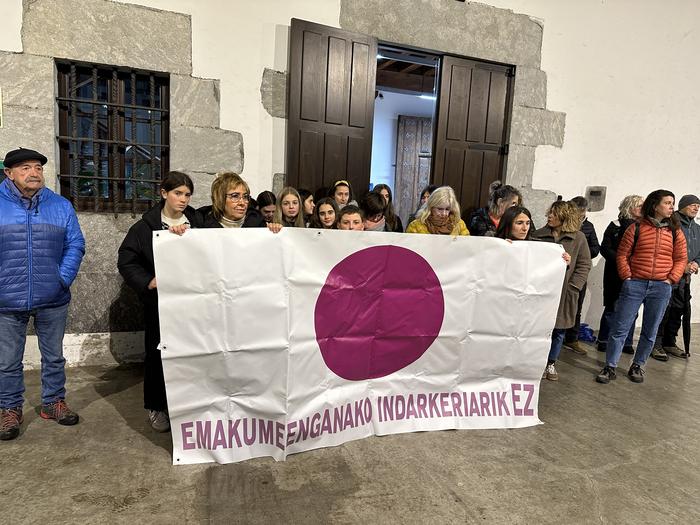 Azken erailketa matxista salatu dute