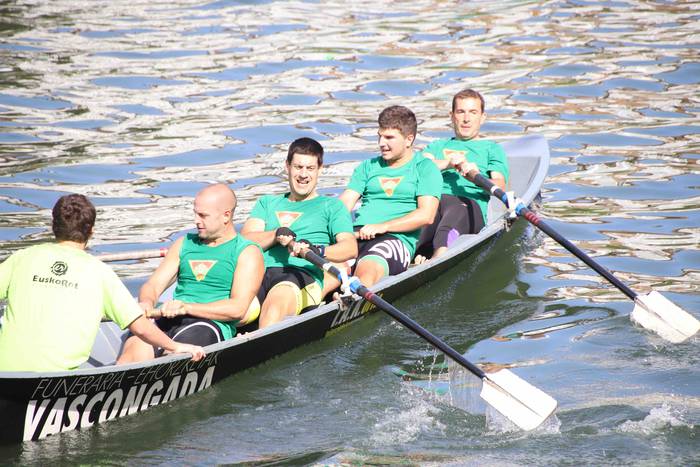 Arraunean, elkartasunez 105 1568470942297