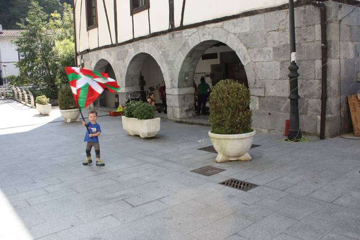 III. Mendiz Mendi Etxera 149 1506347585323