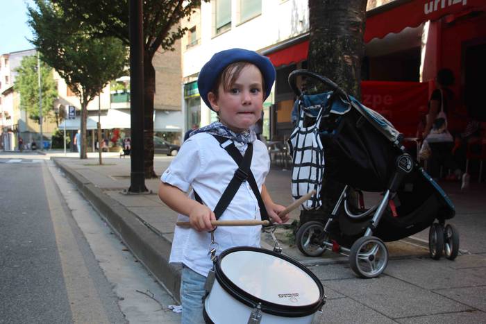 Bero sargoria, sagardoz bust 7 1532981351709