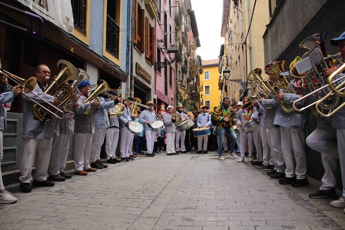 Aspaldiko partez, txarangei  7 1645717142665