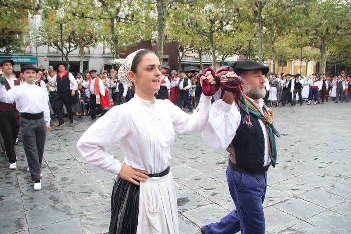 Udaberri Dantza Dezagun Tolo 118 1504963731757