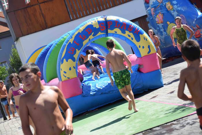 Ura eta jolasak, haurren goz 4 1566045875154