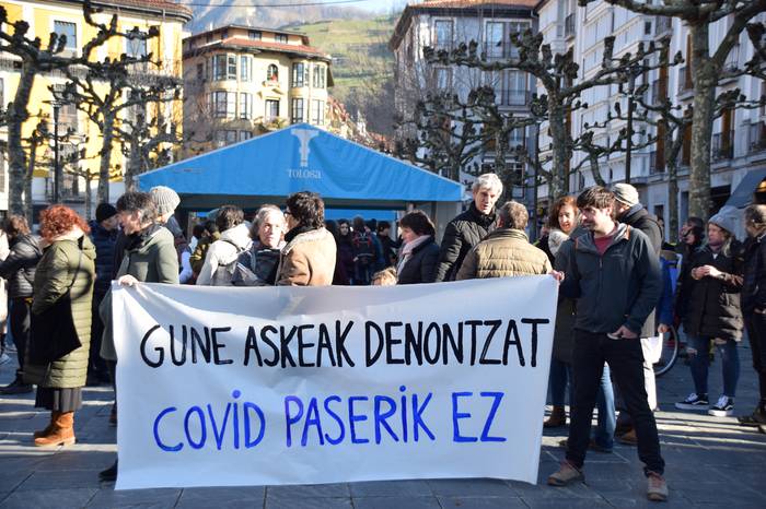 COVID pasaportearen kontrako 3 1642249406226