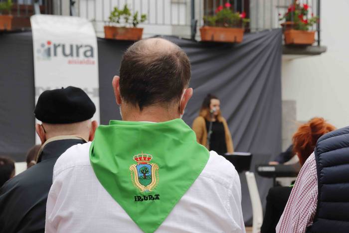 Aulki hutsak ekitaldia Irura 23 1632920814380