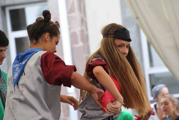 Lotsak ez du lekurik salontz 28 1565373548784