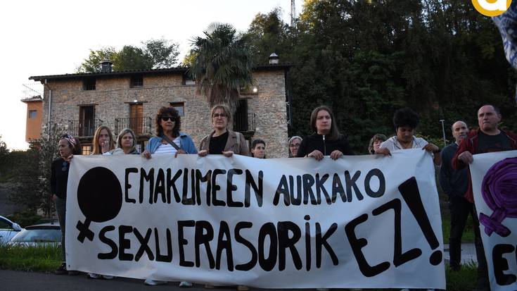Txapela prostituzio etxea arbuiatu dute Adunako herritarrek