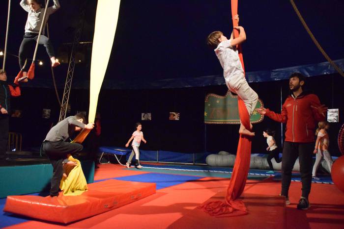 Gure Zirkuaren eskutik zirku 10 1650467912818