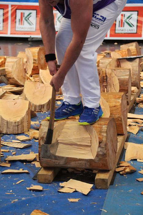 Otaegi eta Telleria, aurrera 70 1511101618007