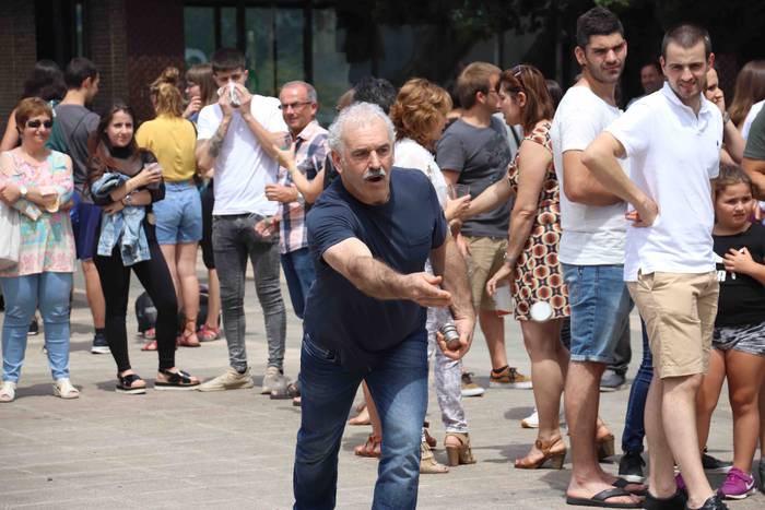 Aspertzeko betarik ez dago A 64 1564582453512