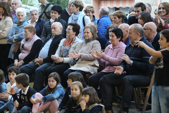 Erakustaldiz betetako arrats 68 1507490325291