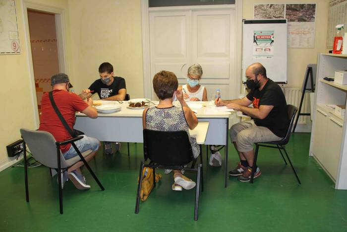 Zilarrezko urteurrenean, ino 27 1599914663994