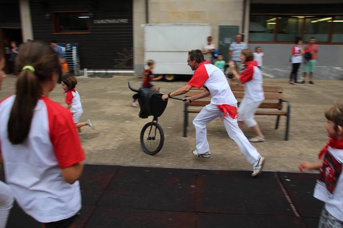 Piztu da festa, txupinarekin batera 22 1467994851806