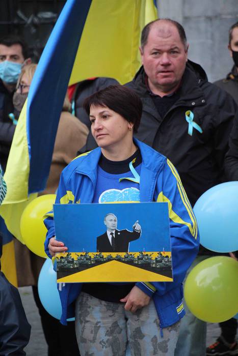 Ozen entzun dira Ukrainaren  8 1646500153245