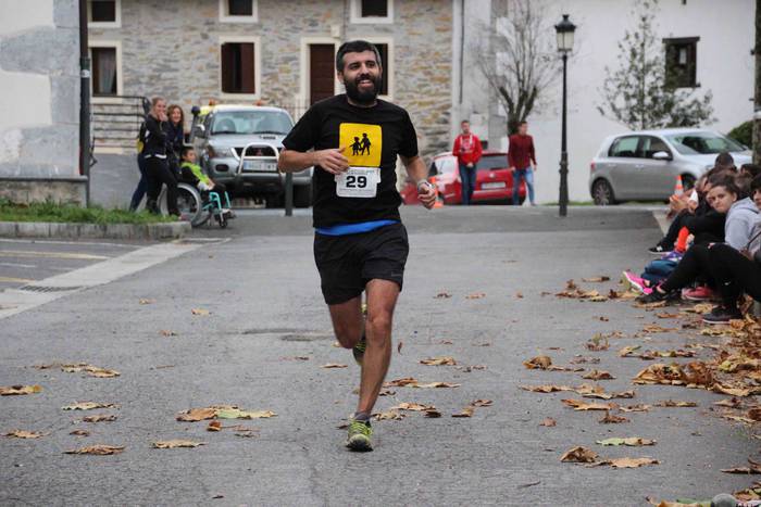 Iñaki Olano eta   irabazle E 133 1571509862268