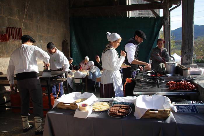 Auzolanaren fruitu, azoka 52 1541961309651