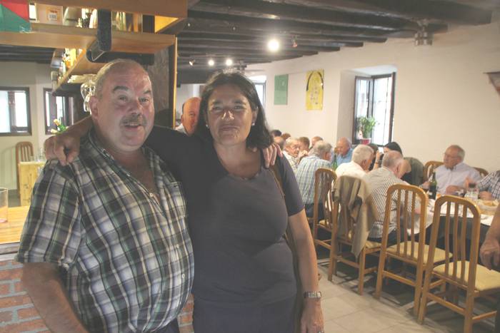 Abaetxe bete egin da lehen eguneko bazkarian 5 1473347897947