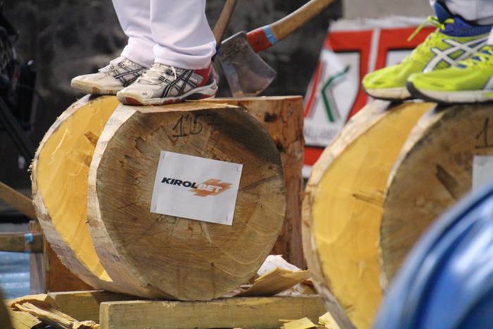 Urrezko aizkora kanporaketa abaltzisketa 33 1461501196265