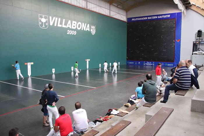 Errebotea Sutan txapelketa B 12 1656156655279